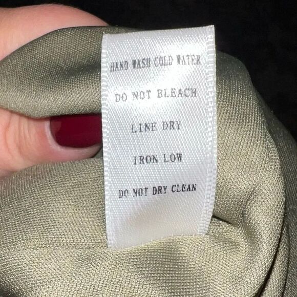 HYFVE Olive Sleeveless Belted Military Romper Size Medium - Picture 9 of 10